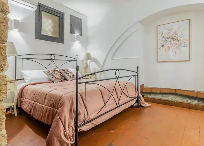 Guesthost - Ballaro's Arches - Cortile Scimeca Apartment Palermo