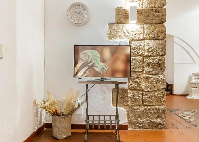 Apartment Guesthost - Ballaro's Arches - Cortile Scimeca